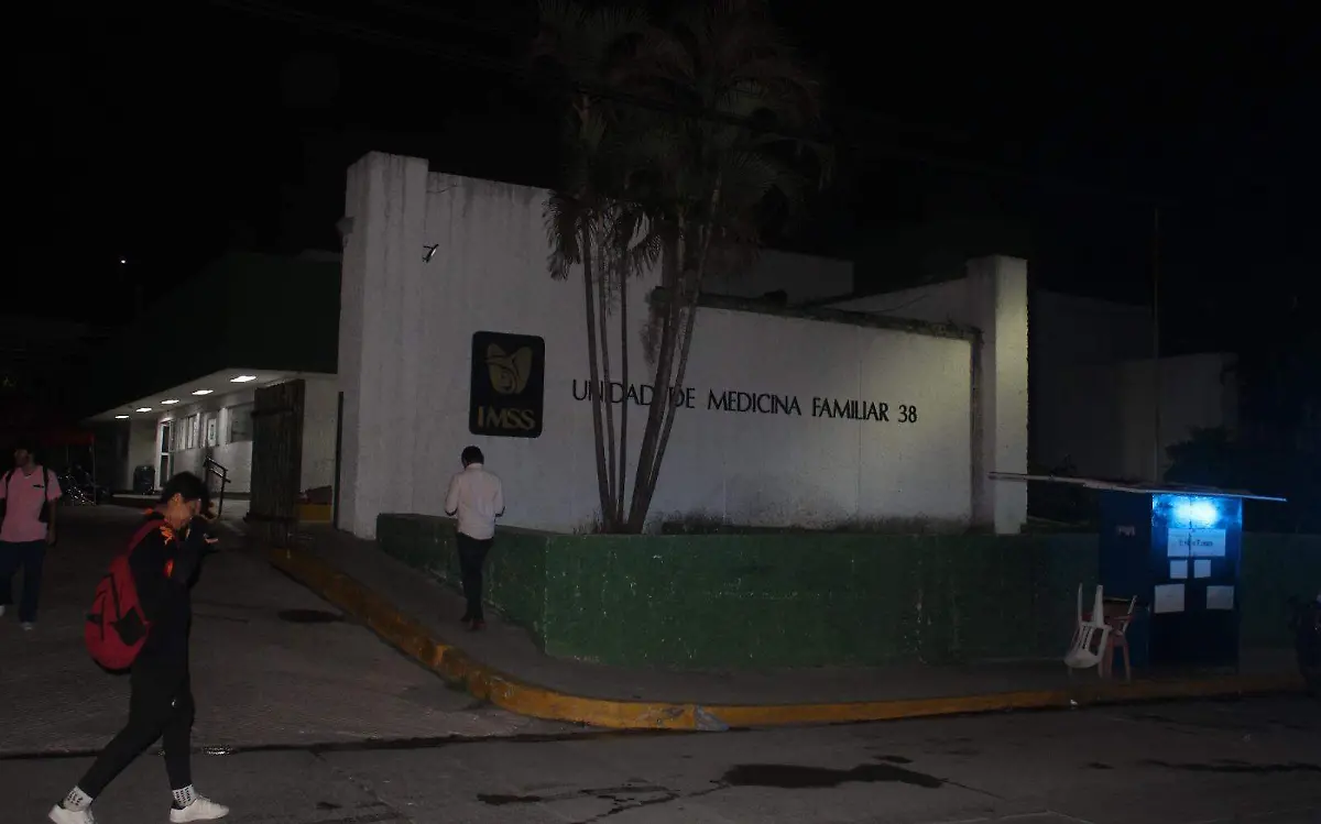 Incendio en la Clínica 38 del IMSS en Tampico, Tamaulipas Mario Cruces (4)